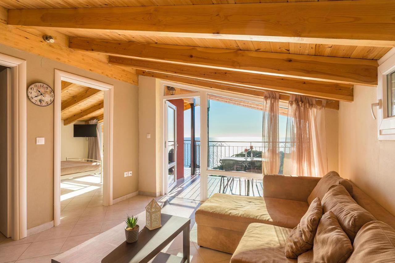 Luxury Loft Apartment With Pool - Pelekas Beach, Corfu Экстерьер фото